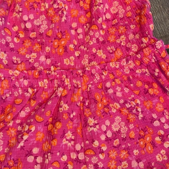 Carter’s Floral Romper - Picture 4 of 5